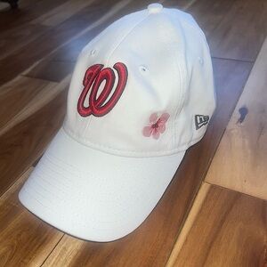 New Era 9 Forty Wisconsin floral embroidered hat